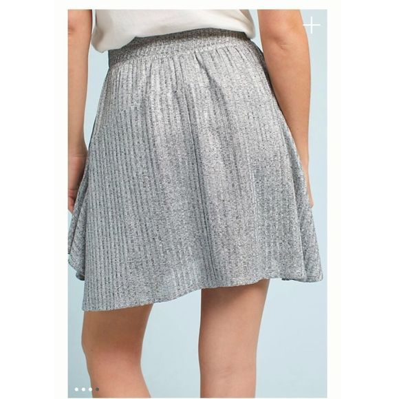 ANTHROPOLOGIE silver shimmer skirt - Picture 4 of 4